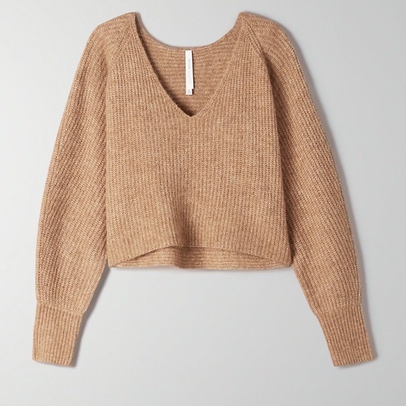 Aritzia Sweaters - NWOT Aritzia Babaton Tessin Alpaca Sweater